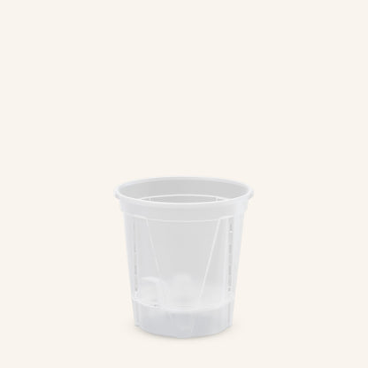 Macetas con riego automático transparentes